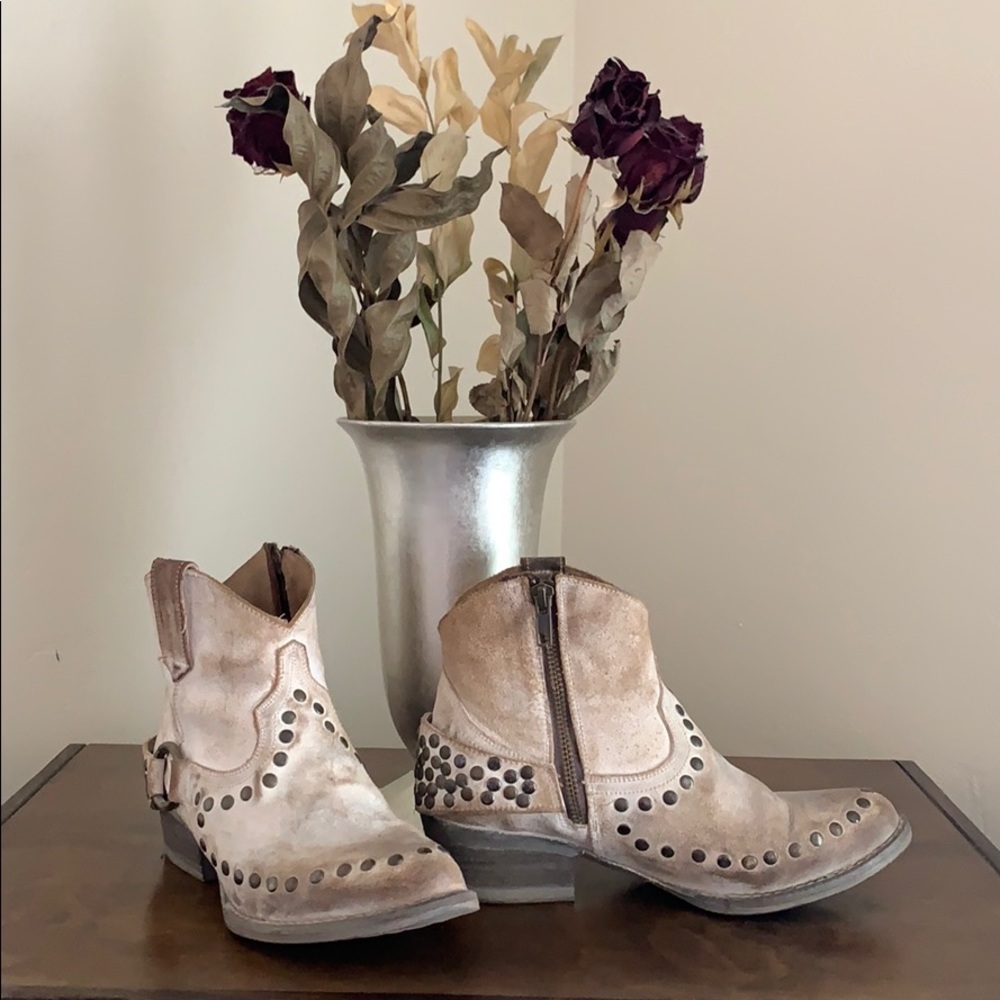 Leather ankle booties